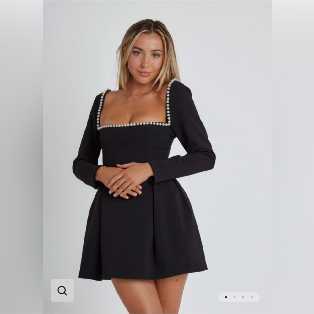 The ultimate muse pearl dress - Odd Muse